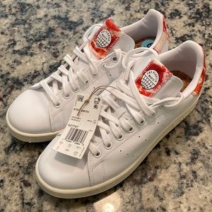 BRAND NEW SZ 6 ADIDAS STAN SMITH (END PLASTIC WASTE) LOW SNEAKER WHITE/ORANGE
